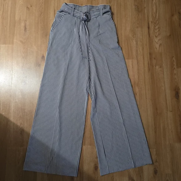 7TH AVENUE NEW YORK & COMPANY HIGH WAISTED WIDE LEG PANTS 💕 - Picture 8 of 8